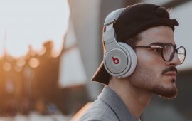 Immigration minister pledges to avoid EU labour ‘cliff edge’